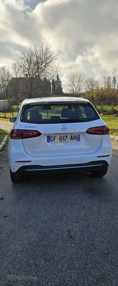 MERCEDES-BENZ Klasa B 180 d 8G-DCT Style