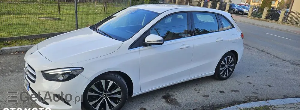 MERCEDES-BENZ Klasa B 180 d 8G-DCT Style