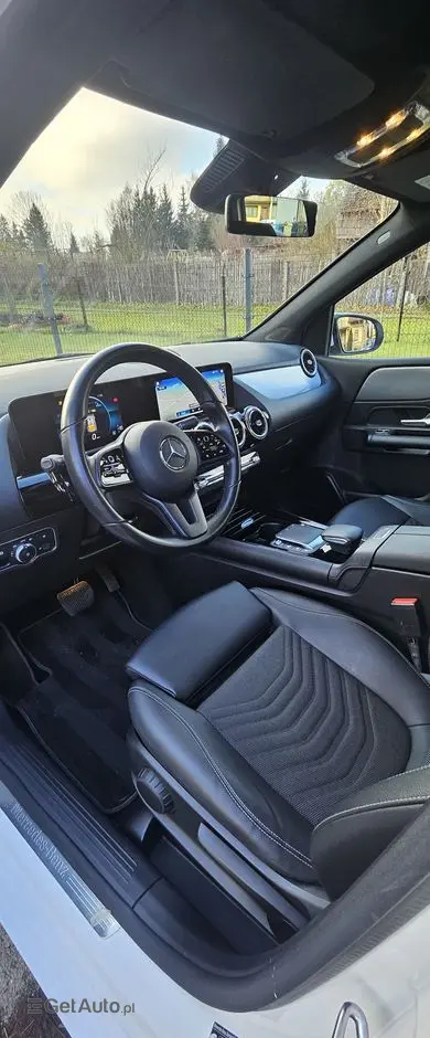 MERCEDES-BENZ Klasa B 180 d 8G-DCT Style