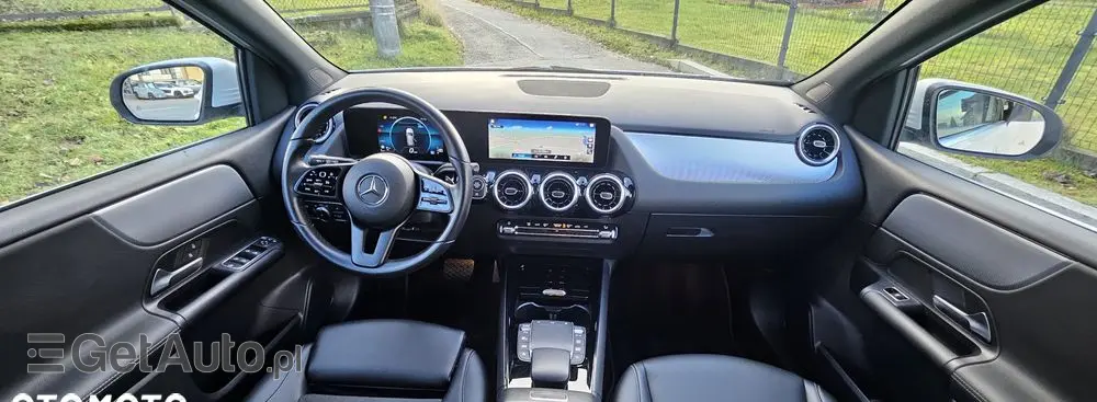 MERCEDES-BENZ Klasa B 180 d 8G-DCT Style