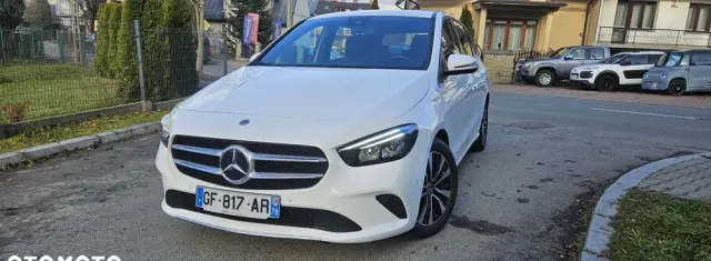 MERCEDES-BENZ Klasa B 180 d 8G-DCT Style