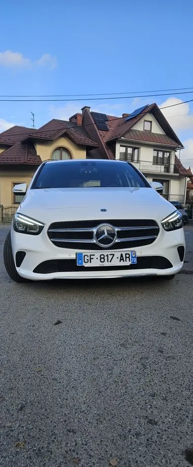 MERCEDES-BENZ Klasa B 180 d 8G-DCT Style