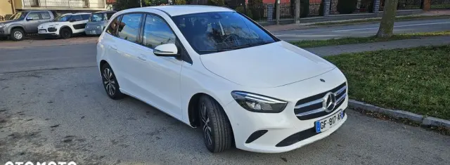MERCEDES-BENZ Klasa B 180 d 8G-DCT Style