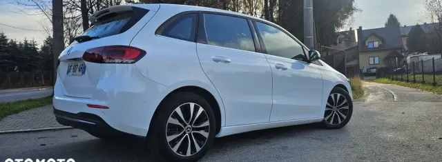 MERCEDES-BENZ Klasa B 180 d 8G-DCT Style