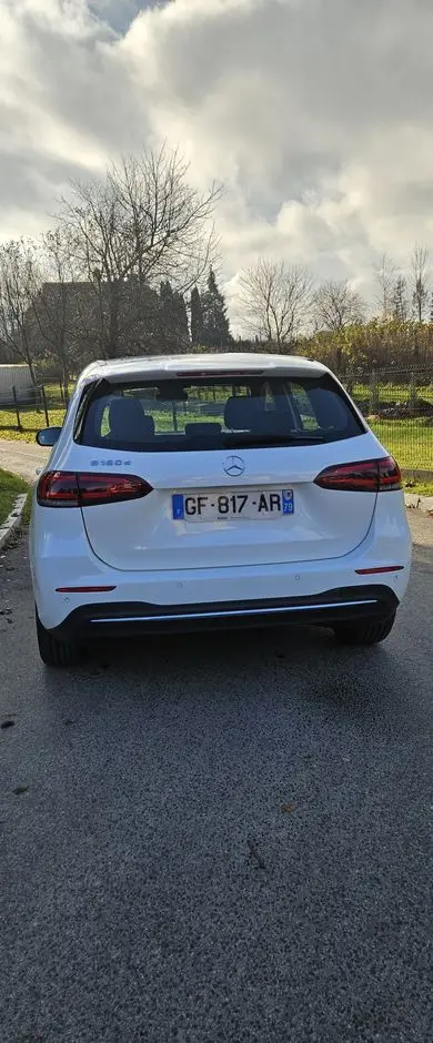 MERCEDES-BENZ Klasa B 180 d 8G-DCT Style