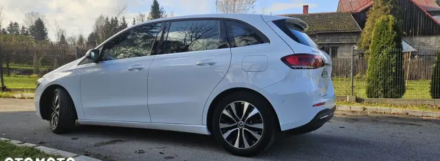 MERCEDES-BENZ Klasa B 180 d 8G-DCT Style