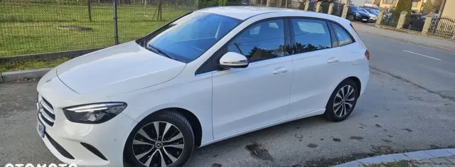 MERCEDES-BENZ Klasa B 180 d 8G-DCT Style