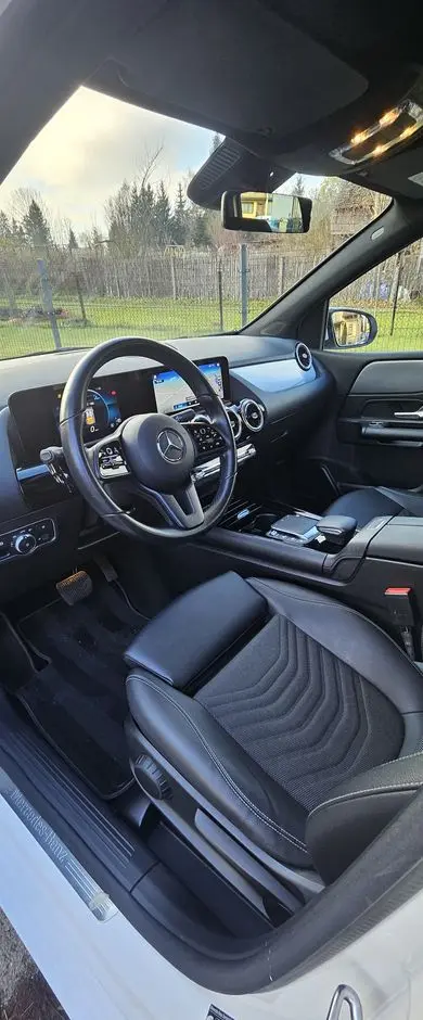 MERCEDES-BENZ Klasa B 180 d 8G-DCT Style