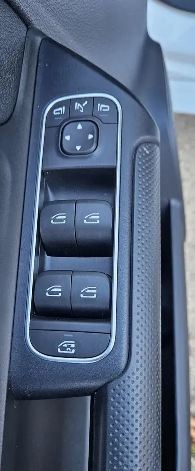 MERCEDES-BENZ Klasa B 180 d 8G-DCT Style