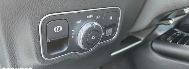 MERCEDES-BENZ Klasa B 180 d 8G-DCT Style