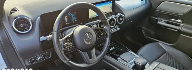 MERCEDES-BENZ Klasa B 180 d 8G-DCT Style