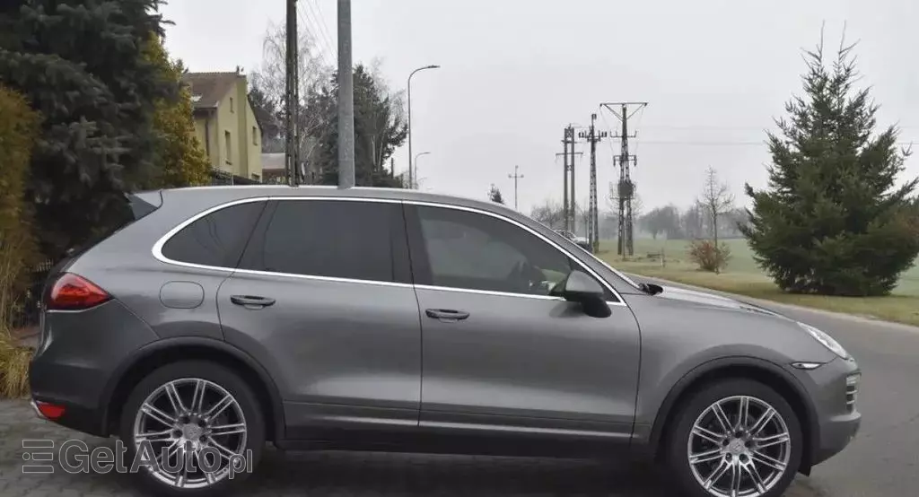 PORSCHE Cayenne 