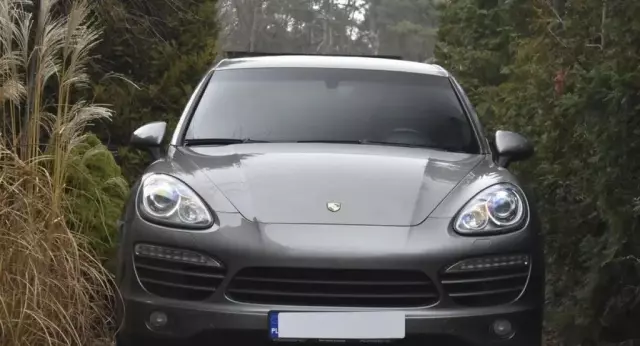 PORSCHE Cayenne 
