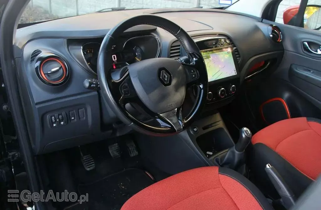 RENAULT Captur 