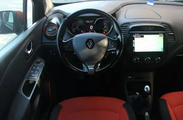 RENAULT Captur 