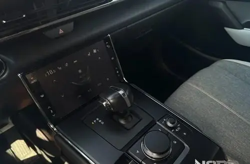 MAZDA MX-30 
