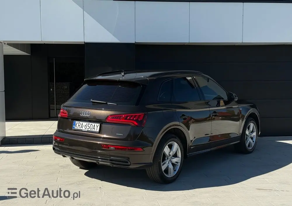 AUDI Q5 40 TDI Quattro S tronic sport