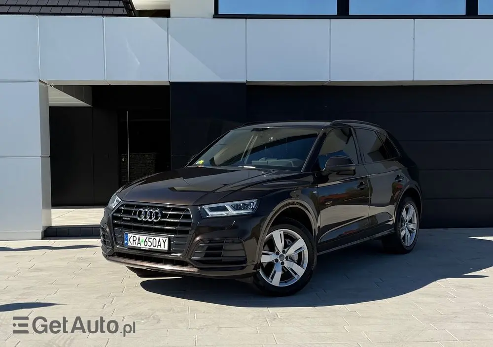 AUDI Q5 40 TDI Quattro S tronic sport