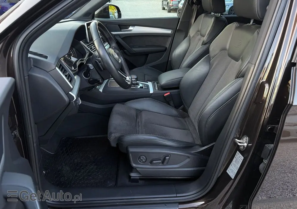 AUDI Q5 40 TDI Quattro S tronic sport