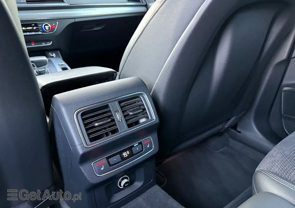 AUDI Q5 40 TDI Quattro S tronic sport