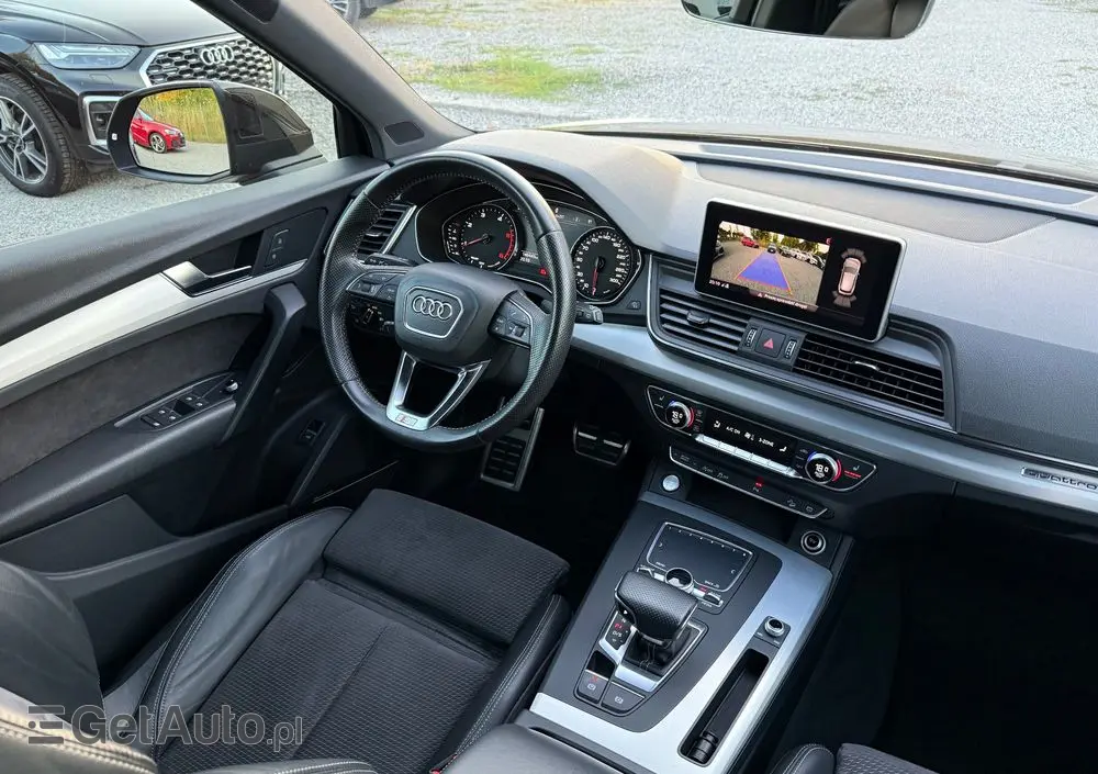 AUDI Q5 40 TDI Quattro S tronic sport