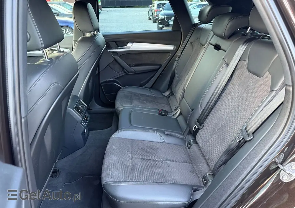 AUDI Q5 40 TDI Quattro S tronic sport