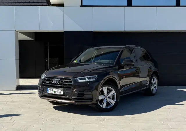 AUDI Q5 40 TDI Quattro S tronic sport