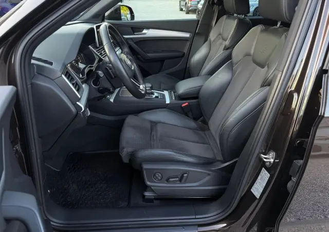 AUDI Q5 40 TDI Quattro S tronic sport