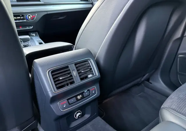 AUDI Q5 40 TDI Quattro S tronic sport