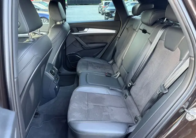 AUDI Q5 40 TDI Quattro S tronic sport