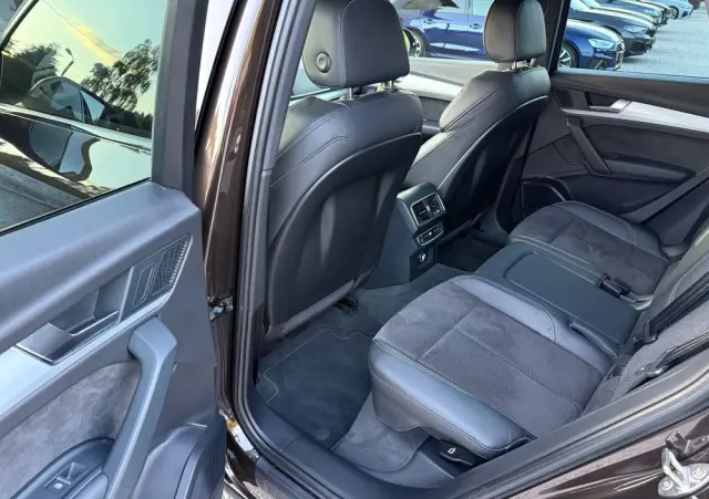 AUDI Q5 40 TDI Quattro S tronic sport