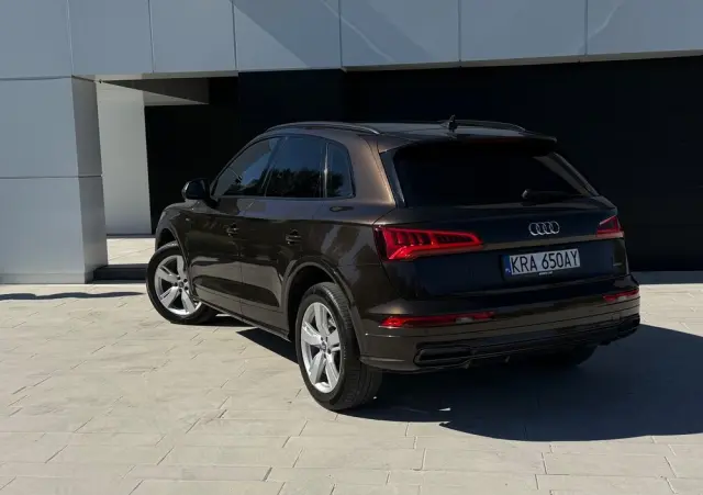 AUDI Q5 40 TDI Quattro S tronic sport