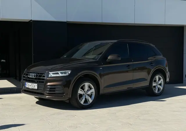 AUDI Q5 40 TDI Quattro S tronic sport