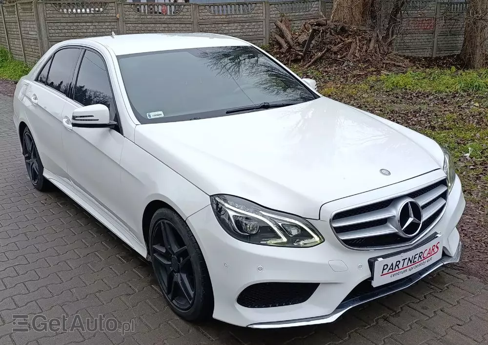 MERCEDES-BENZ Klasa E 220 BlueTEC 9G-TRONIC Avantgarde