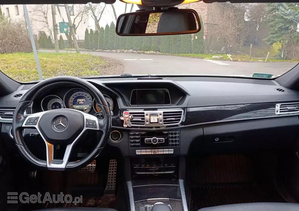 MERCEDES-BENZ Klasa E 220 BlueTEC 9G-TRONIC Avantgarde