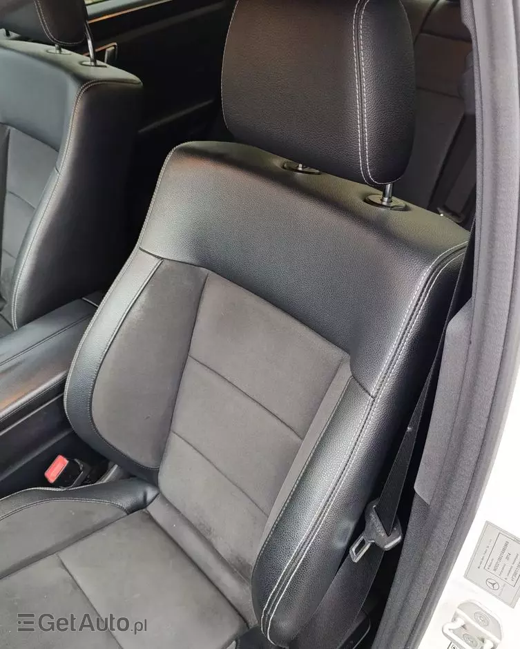MERCEDES-BENZ Klasa E 220 BlueTEC 9G-TRONIC Avantgarde