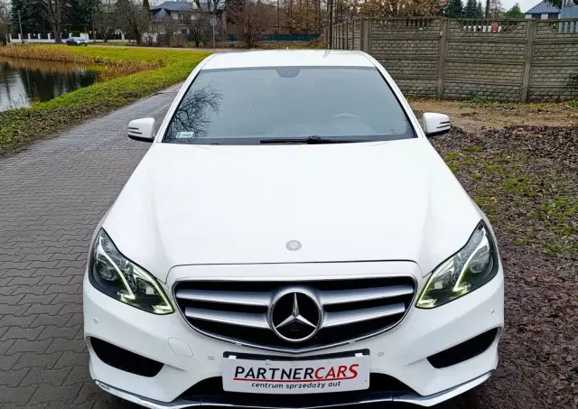 MERCEDES-BENZ Klasa E 220 BlueTEC 9G-TRONIC Avantgarde