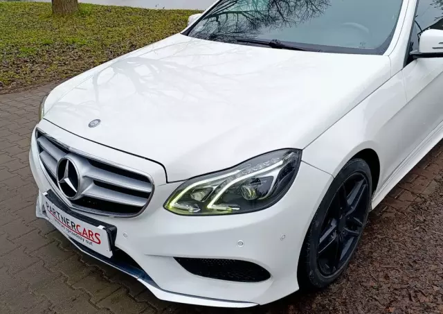 MERCEDES-BENZ Klasa E 220 BlueTEC 9G-TRONIC Avantgarde