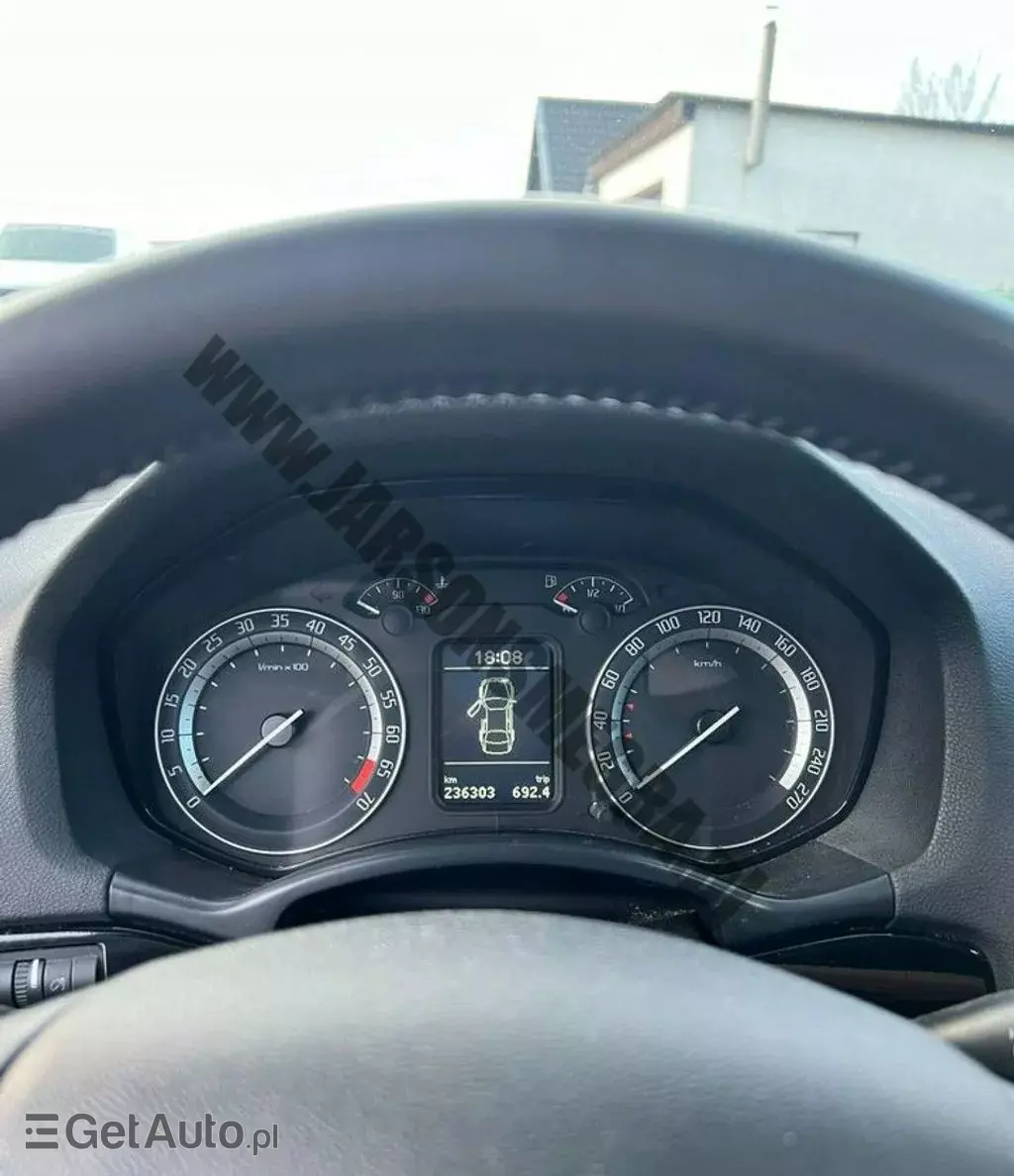 SKODA Octavia 