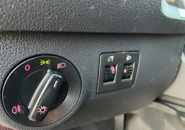 VOLKSWAGEN Caddy 2.0 TDI (5-Si.) Alltrack