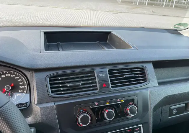 VOLKSWAGEN Caddy 2.0 TDI (5-Si.) Alltrack