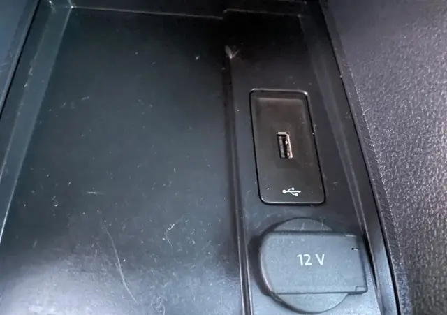 VOLKSWAGEN Caddy 2.0 TDI (5-Si.) Alltrack