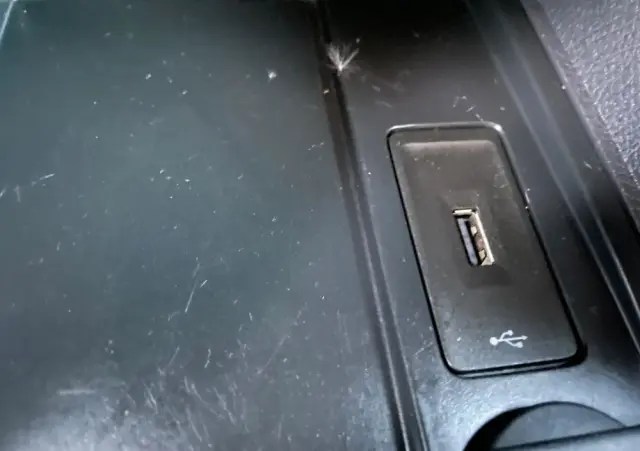 VOLKSWAGEN Caddy 2.0 TDI (5-Si.) Alltrack