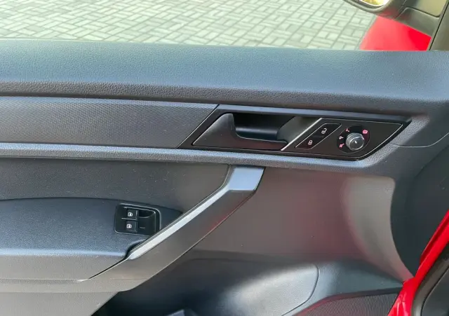 VOLKSWAGEN Caddy 2.0 TDI (5-Si.) Alltrack