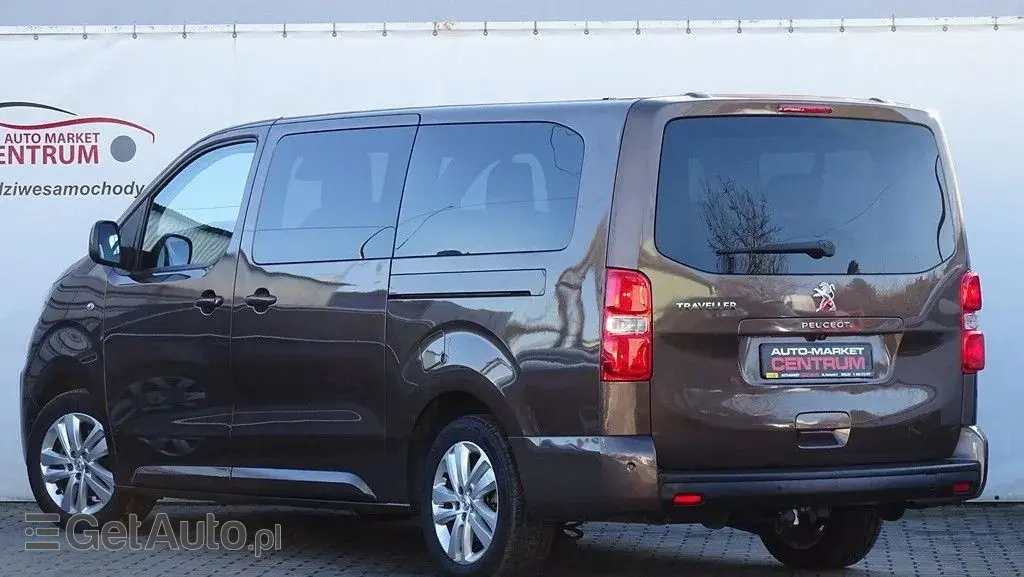 PEUGEOT Traveller 
