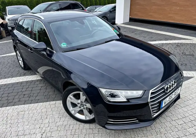 AUDI A4 Avant 2.0 TDI ultra sport
