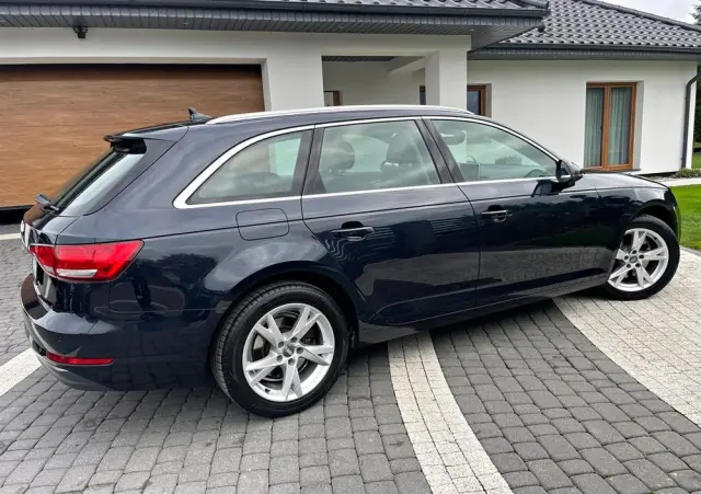 AUDI A4 Avant 2.0 TDI ultra sport