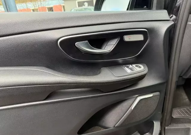 MERCEDES-BENZ Klasa V 250 d 4-Matic Avantgarde 7G-Tronic (d³ugi)