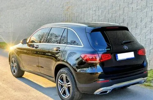 MERCEDES-BENZ GLC 