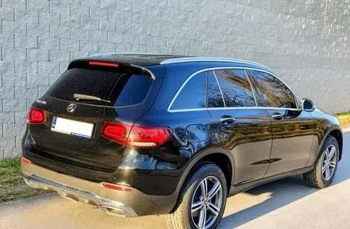 MERCEDES-BENZ GLC 
